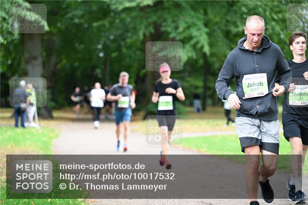 30.08.2026 - Blankeneser Heldenlauf Dr. Thomas Lammeyer http://msf.ph/oto/10017532 30.08.2026 10:06:42 Laufen 5767, 5229, 57 meine-sportfotos.de