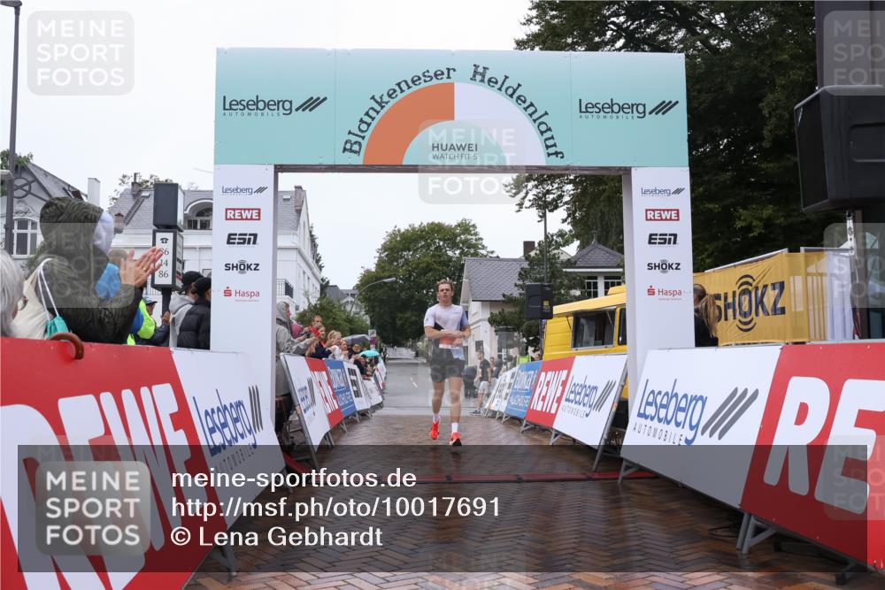30.08.2026 - Blankeneser Heldenlauf Lena Gebhardt http://msf.ph/oto/10017691 30.08.2026 09:17:17 Ziel 3726 meine-sportfotos.de
