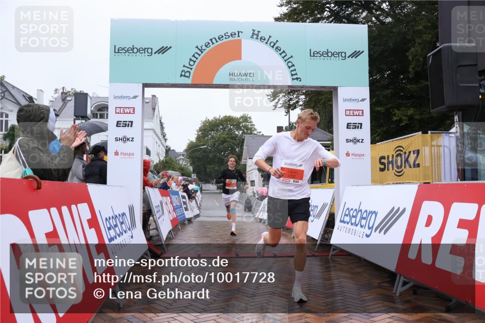 30.08.2026 - Blankeneser Heldenlauf Lena Gebhardt http://msf.ph/oto/10017728 30.08.2026 09:18:42 Ziel 3729, 3737 meine-sportfotos.de