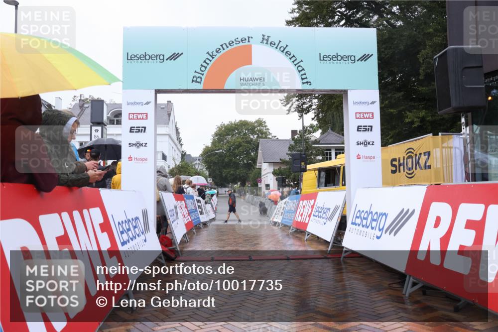 30.08.2026 - Blankeneser Heldenlauf Lena Gebhardt http://msf.ph/oto/10017735 30.08.2026 09:20:32 Ziel  meine-sportfotos.de