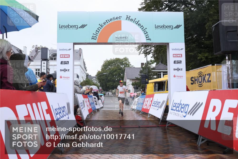 30.08.2026 - Blankeneser Heldenlauf Lena Gebhardt http://msf.ph/oto/10017741 30.08.2026 09:20:59 Ziel 3521 meine-sportfotos.de