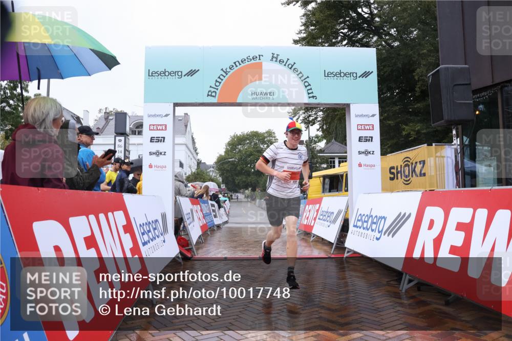 30.08.2026 - Blankeneser Heldenlauf Lena Gebhardt http://msf.ph/oto/10017748 30.08.2026 09:21:00 Ziel 3521 meine-sportfotos.de