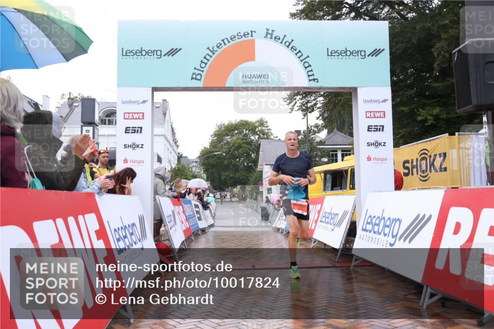 30.08.2026 - Blankeneser Heldenlauf Lena Gebhardt http://msf.ph/oto/10017824 30.08.2026 09:22:26 Ziel 3520, 3674, 3712 meine-sportfotos.de