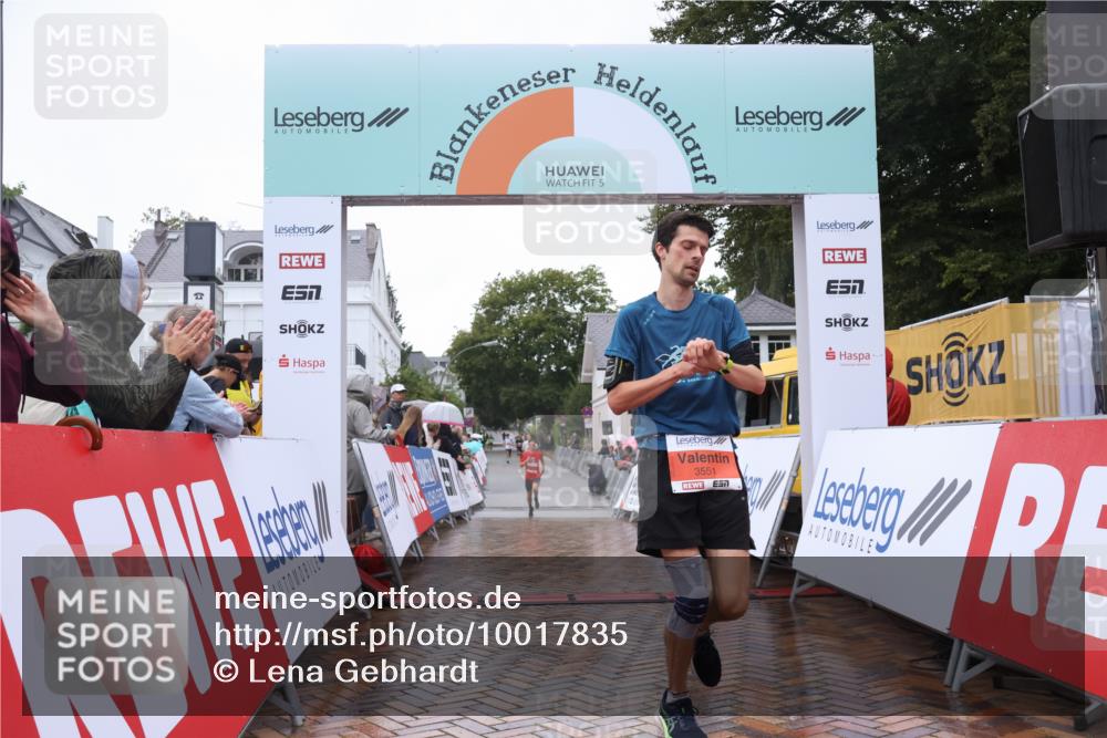 30.08.2026 - Blankeneser Heldenlauf Lena Gebhardt http://msf.ph/oto/10017835 30.08.2026 09:22:39 Ziel 3525, 3551 meine-sportfotos.de