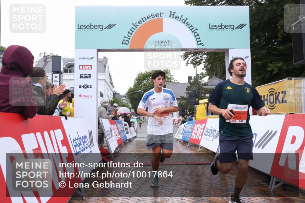 30.08.2026 - Blankeneser Heldenlauf Lena Gebhardt http://msf.ph/oto/10017864 30.08.2026 09:22:52 Ziel 3509, 3609, 3666, 3728 meine-sportfotos.de