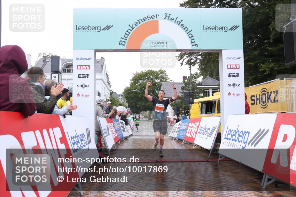 30.08.2026 - Blankeneser Heldenlauf Lena Gebhardt http://msf.ph/oto/10017869 30.08.2026 09:22:55 Ziel 3509, 3666, 3728 meine-sportfotos.de