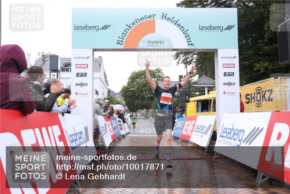 30.08.2026 - Blankeneser Heldenlauf Lena Gebhardt http://msf.ph/oto/10017871 30.08.2026 09:22:55 Ziel 3509, 3666, 3728 meine-sportfotos.de