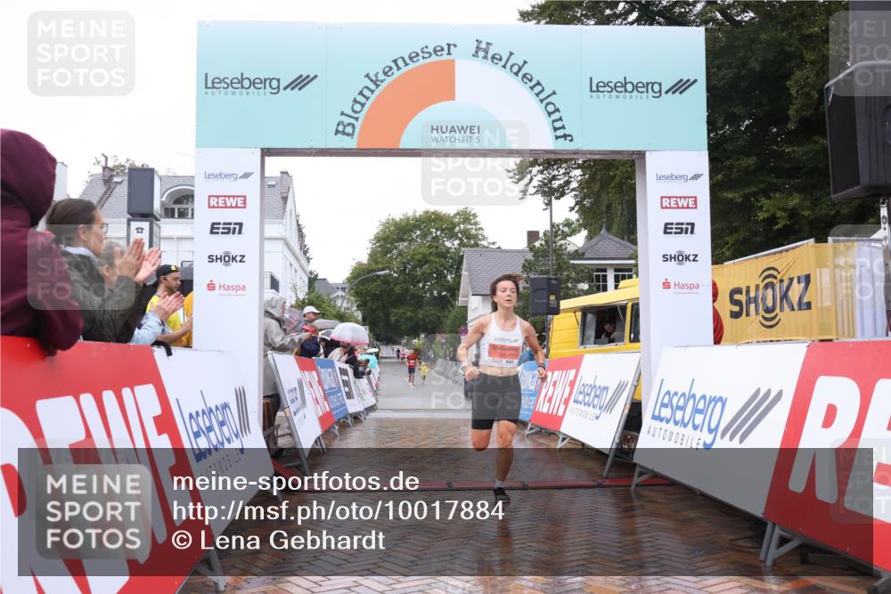30.08.2026 - Blankeneser Heldenlauf Lena Gebhardt http://msf.ph/oto/10017884 30.08.2026 09:23:13 Ziel 3504 meine-sportfotos.de