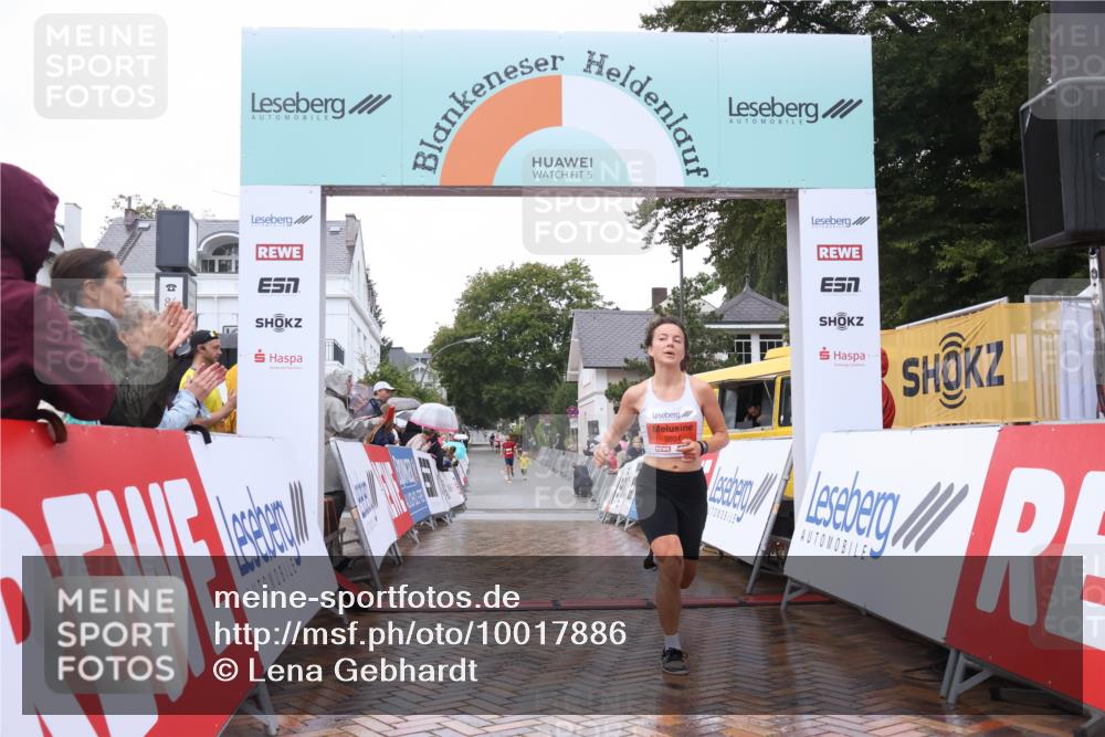 30.08.2026 - Blankeneser Heldenlauf Lena Gebhardt http://msf.ph/oto/10017886 30.08.2026 09:23:13 Ziel 3504 meine-sportfotos.de