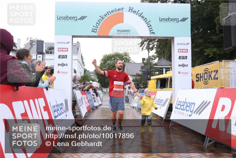 30.08.2026 - Blankeneser Heldenlauf Lena Gebhardt http://msf.ph/oto/10017896 30.08.2026 09:23:27 Ziel 3694 meine-sportfotos.de