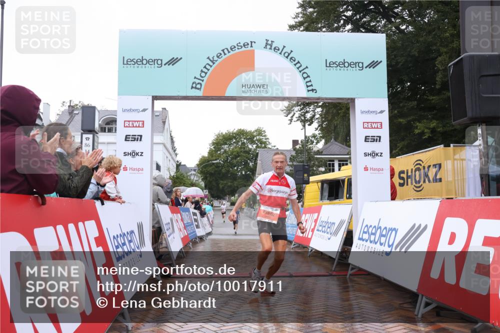 30.08.2026 - Blankeneser Heldenlauf Lena Gebhardt http://msf.ph/oto/10017911 30.08.2026 09:23:33 Ziel 3685, 3694 meine-sportfotos.de
