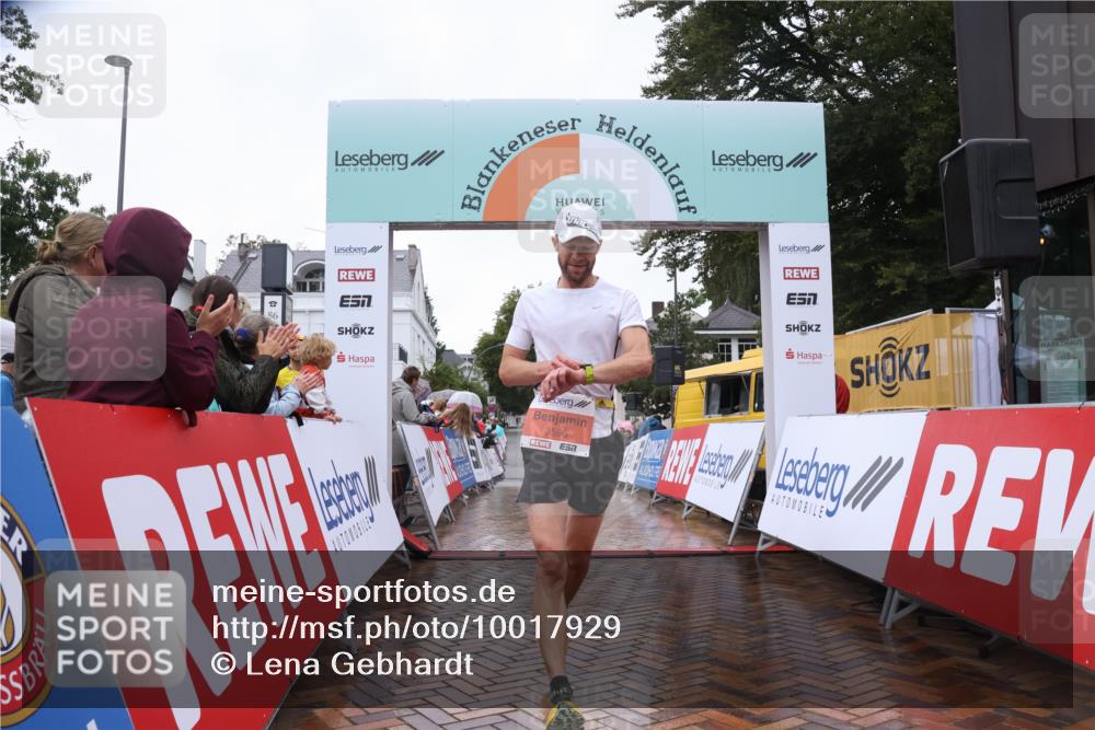 30.08.2026 - Blankeneser Heldenlauf Lena Gebhardt http://msf.ph/oto/10017929 30.08.2026 09:23:42 Ziel 3582, 3596 meine-sportfotos.de