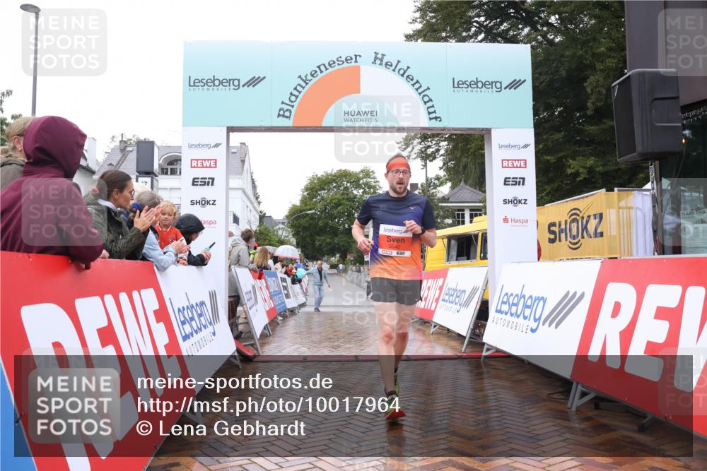 30.08.2026 - Blankeneser Heldenlauf Lena Gebhardt http://msf.ph/oto/10017964 30.08.2026 09:24:20 Ziel 3542, 3567 meine-sportfotos.de
