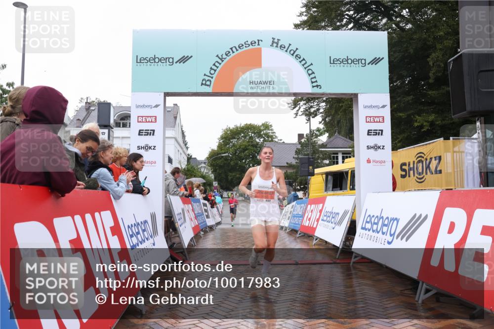30.08.2026 - Blankeneser Heldenlauf Lena Gebhardt http://msf.ph/oto/10017983 30.08.2026 09:24:43 Ziel 3575, 3642 meine-sportfotos.de