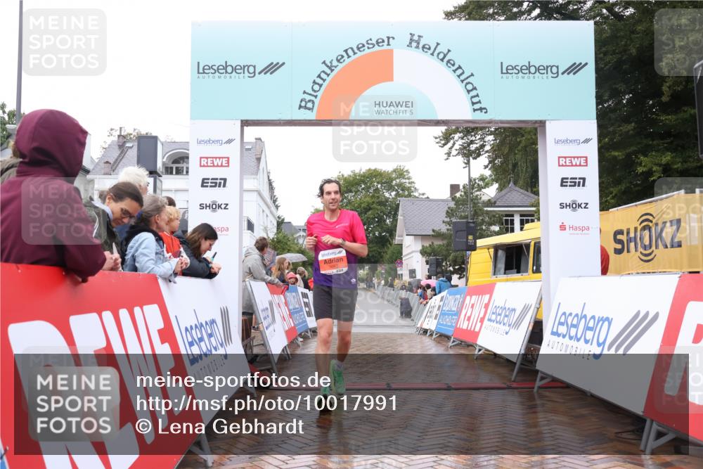 30.08.2026 - Blankeneser Heldenlauf Lena Gebhardt http://msf.ph/oto/10017991 30.08.2026 09:24:49 Ziel 3642, 3683 meine-sportfotos.de
