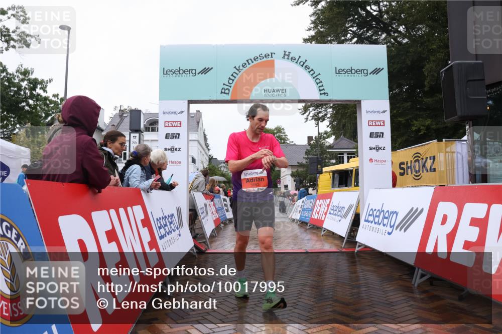 30.08.2026 - Blankeneser Heldenlauf Lena Gebhardt http://msf.ph/oto/10017995 30.08.2026 09:24:51 Ziel 3683 meine-sportfotos.de