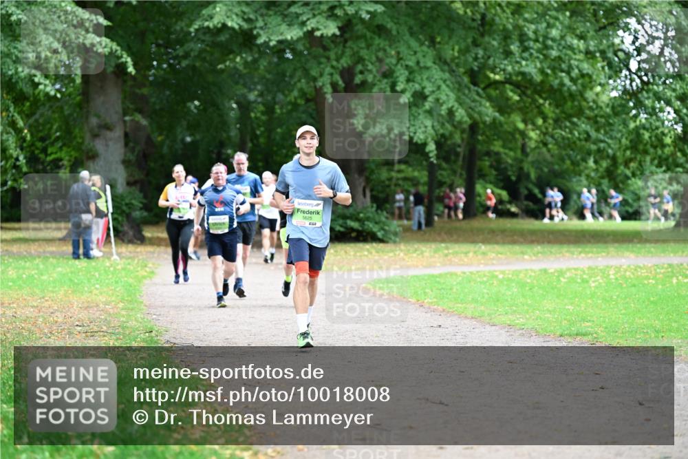 30.08.2026 - Blankeneser Heldenlauf Dr. Thomas Lammeyer http://msf.ph/oto/10018008 30.08.2026 10:07:42 Laufen 2011, 5625 meine-sportfotos.de