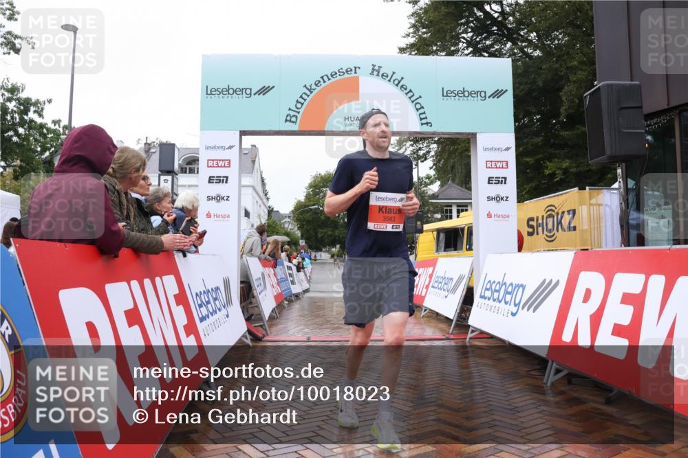 30.08.2026 - Blankeneser Heldenlauf Lena Gebhardt http://msf.ph/oto/10018023 30.08.2026 09:25:13 Ziel 3583, 3587 meine-sportfotos.de
