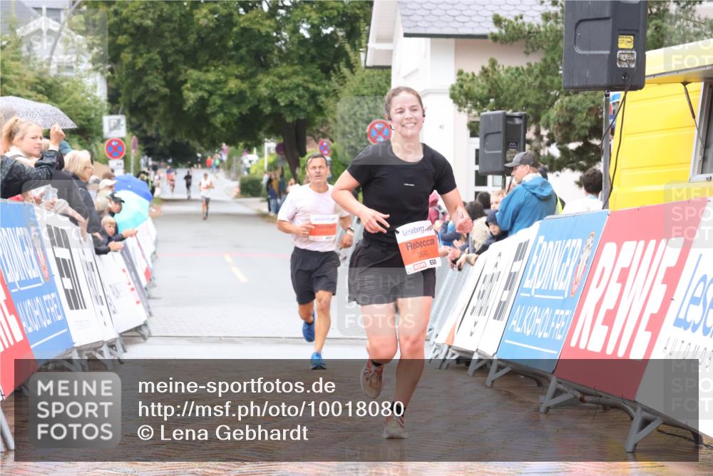 30.08.2026 - Blankeneser Heldenlauf Lena Gebhardt http://msf.ph/oto/10018080 30.08.2026 09:26:27 Ziel 3641, 3645 meine-sportfotos.de