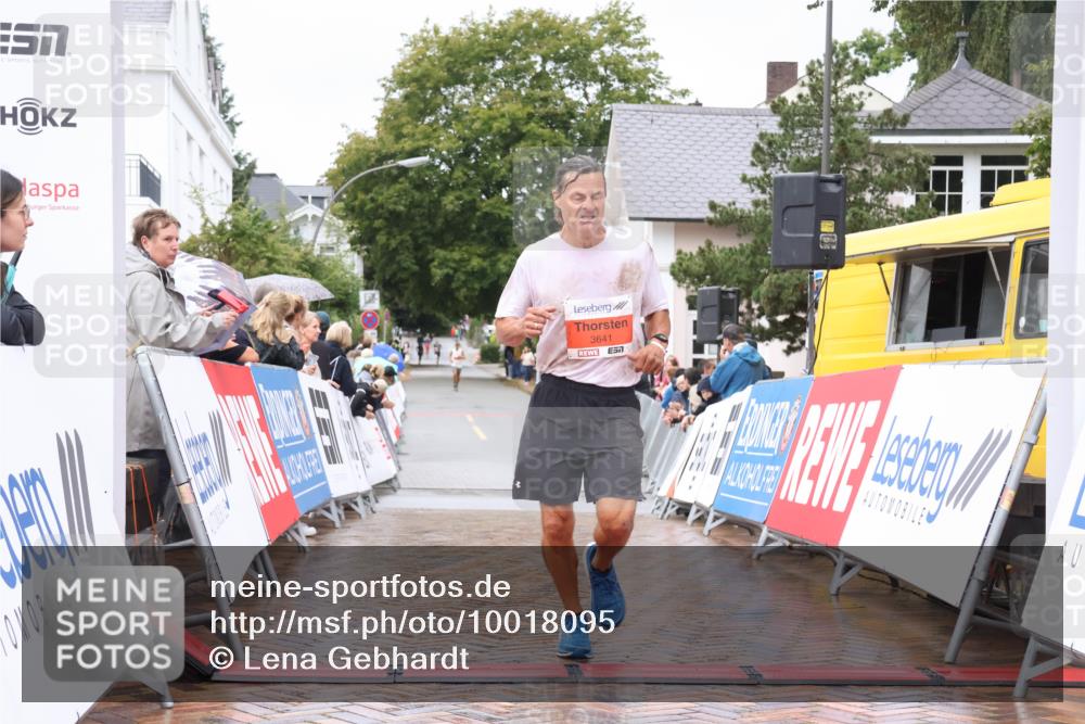 30.08.2026 - Blankeneser Heldenlauf Lena Gebhardt http://msf.ph/oto/10018095 30.08.2026 09:26:30 Ziel 3641, 3645 meine-sportfotos.de