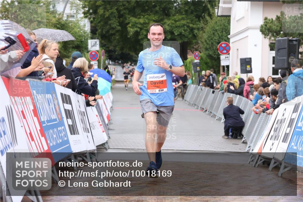 30.08.2026 - Blankeneser Heldenlauf Lena Gebhardt http://msf.ph/oto/10018169 30.08.2026 09:27:40 Ziel 3540, 3721 meine-sportfotos.de