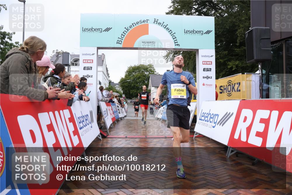 30.08.2026 - Blankeneser Heldenlauf Lena Gebhardt http://msf.ph/oto/10018212 30.08.2026 09:28:21 Ziel 1380, 3638, 3682 meine-sportfotos.de