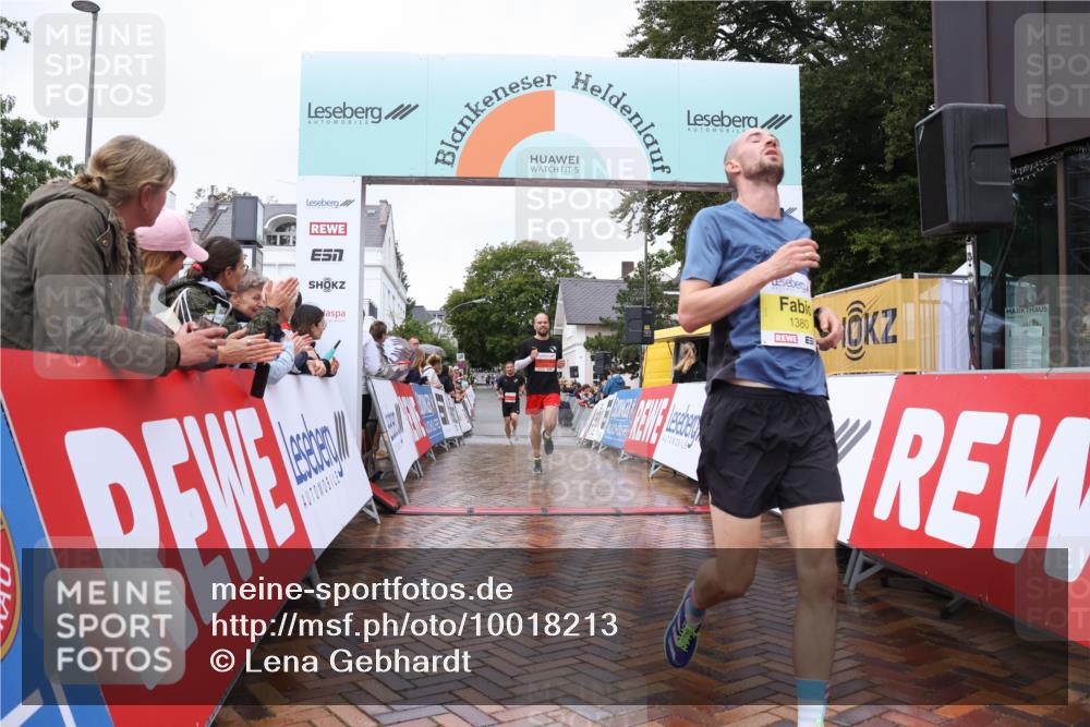 30.08.2026 - Blankeneser Heldenlauf Lena Gebhardt http://msf.ph/oto/10018213 30.08.2026 09:28:21 Ziel 1380, 3638, 3682 meine-sportfotos.de