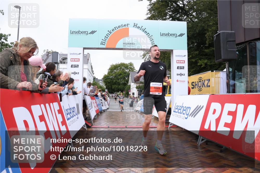 30.08.2026 - Blankeneser Heldenlauf Lena Gebhardt http://msf.ph/oto/10018228 30.08.2026 09:28:25 Ziel 1380, 3581, 3638, 3682 meine-sportfotos.de