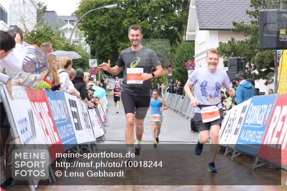 30.08.2026 - Blankeneser Heldenlauf Lena Gebhardt http://msf.ph/oto/10018244 30.08.2026 09:28:35 Ziel 3535, 3581, 3584, 3672, 3706 meine-sportfotos.de