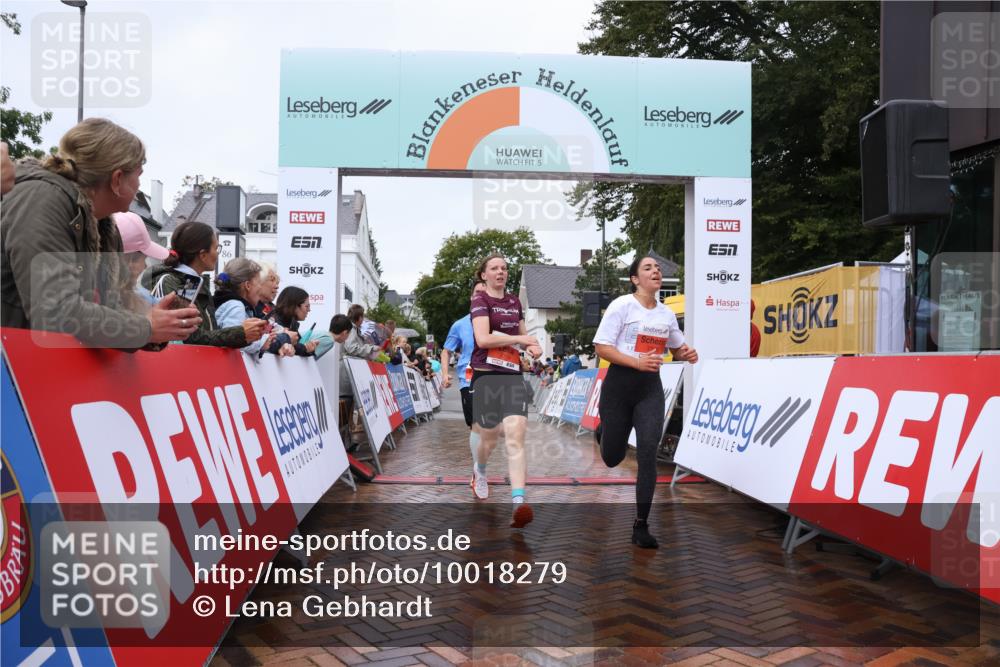 30.08.2026 - Blankeneser Heldenlauf Lena Gebhardt http://msf.ph/oto/10018279 30.08.2026 09:28:45 Ziel 3560, 3672, 3684, 3708, 3719 meine-sportfotos.de