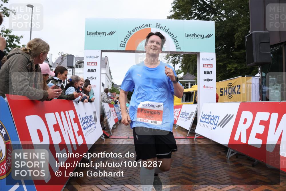 30.08.2026 - Blankeneser Heldenlauf Lena Gebhardt http://msf.ph/oto/10018287 30.08.2026 09:28:46 Ziel 3560, 3669, 3672, 3684, 3708, 3719 meine-sportfotos.de