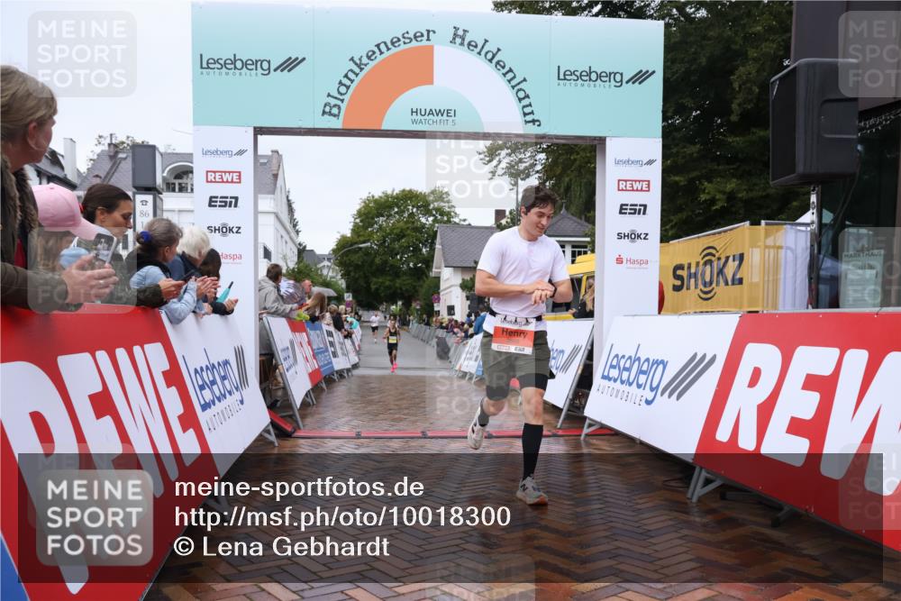 30.08.2026 - Blankeneser Heldenlauf Lena Gebhardt http://msf.ph/oto/10018300 30.08.2026 09:28:51 Ziel 1612, 3560, 3669, 3684, 3708, 3719 meine-sportfotos.de