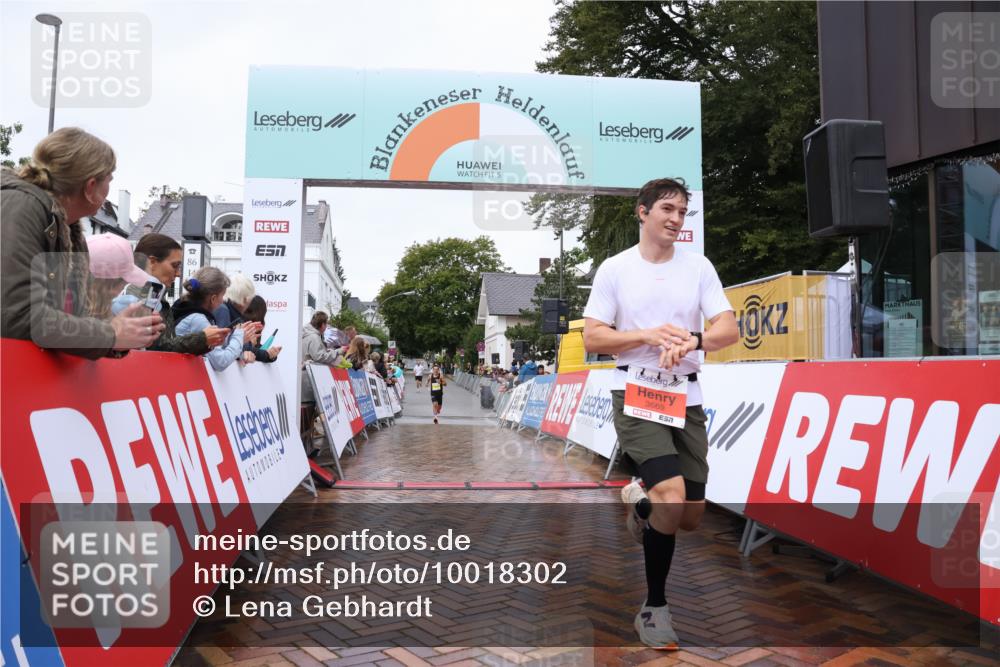 30.08.2026 - Blankeneser Heldenlauf Lena Gebhardt http://msf.ph/oto/10018302 30.08.2026 09:28:51 Ziel 1612, 3560, 3669, 3684, 3708, 3719 meine-sportfotos.de