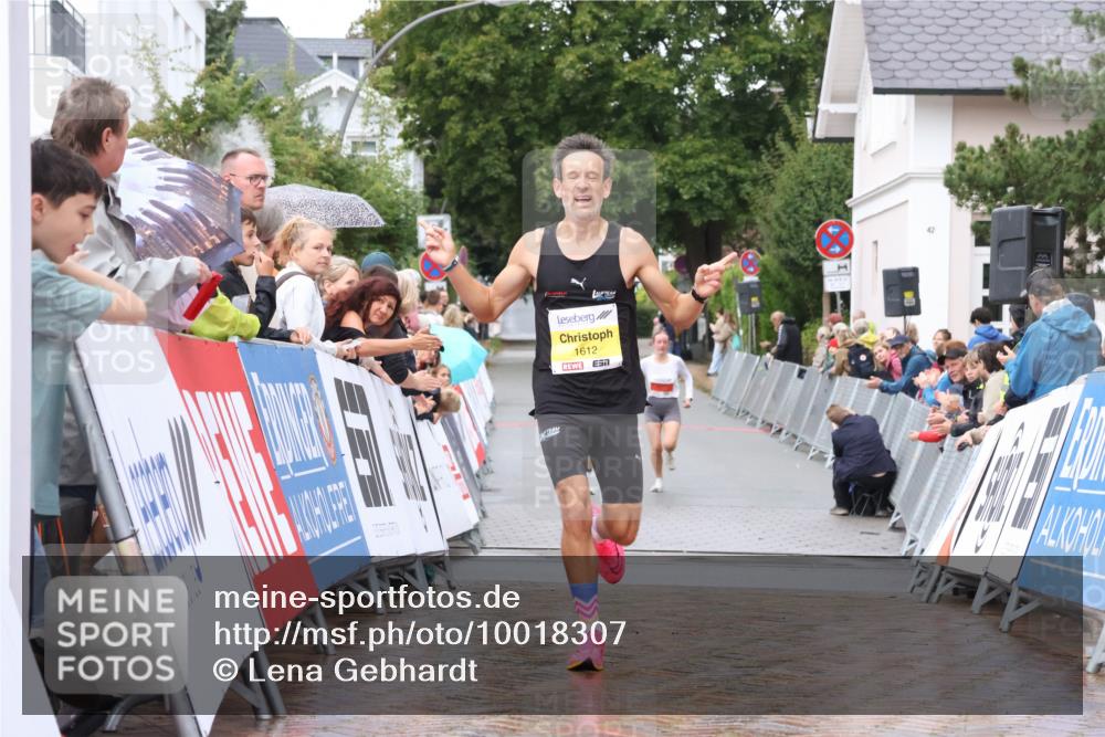 30.08.2026 - Blankeneser Heldenlauf Lena Gebhardt http://msf.ph/oto/10018307 30.08.2026 09:28:54 Ziel 1612, 3560, 3669 meine-sportfotos.de