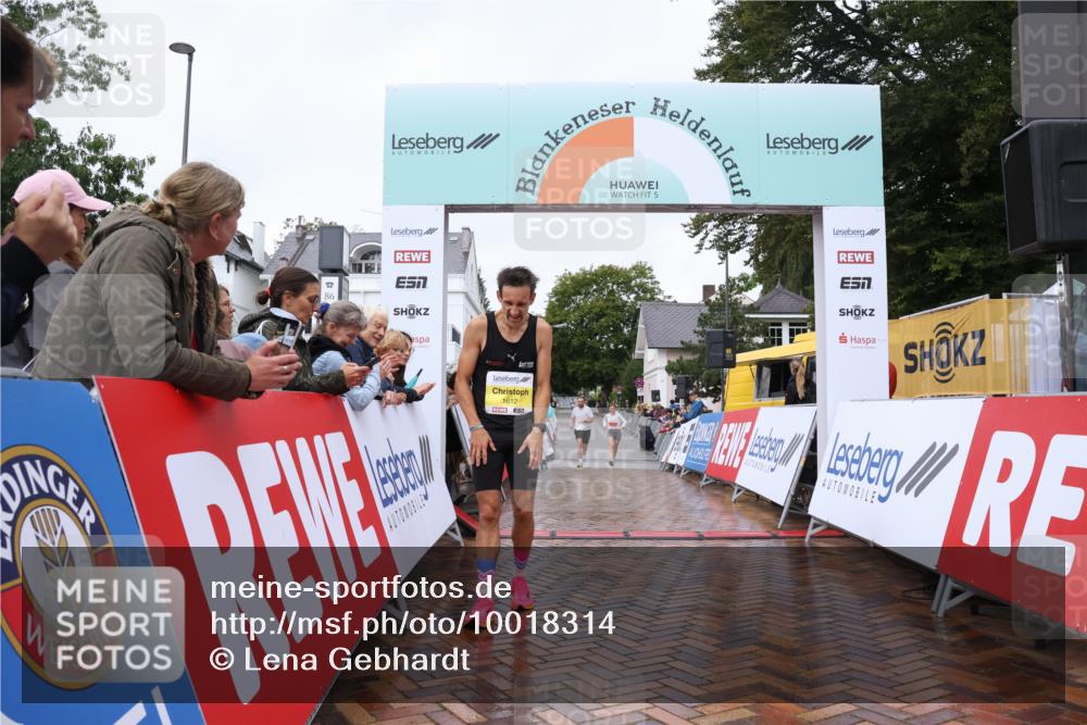 30.08.2026 - Blankeneser Heldenlauf Lena Gebhardt http://msf.ph/oto/10018314 30.08.2026 09:28:57 Ziel 1612, 3514, 3515, 3669 meine-sportfotos.de