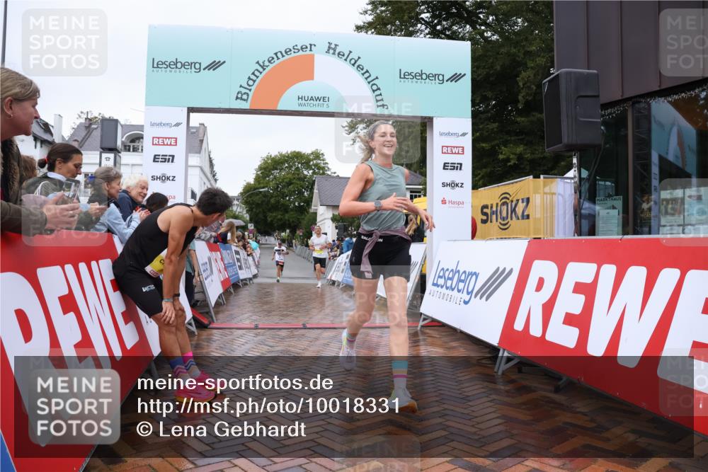 30.08.2026 - Blankeneser Heldenlauf Lena Gebhardt http://msf.ph/oto/10018331 30.08.2026 09:29:14 Ziel 1347, 3656, 3735 meine-sportfotos.de