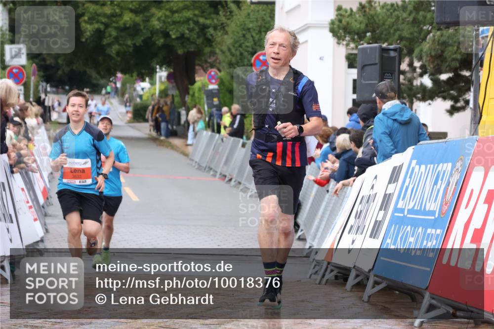 30.08.2026 - Blankeneser Heldenlauf Lena Gebhardt http://msf.ph/oto/10018376 30.08.2026 09:30:21 Ziel 1362, 3533, 3606 meine-sportfotos.de