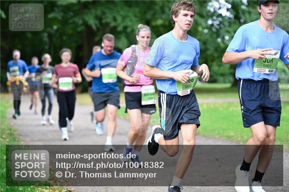 30.08.2026 - Blankeneser Heldenlauf Dr. Thomas Lammeyer http://msf.ph/oto/10018382 30.08.2026 10:08:14 Laufen 5801, 57, 5800 meine-sportfotos.de