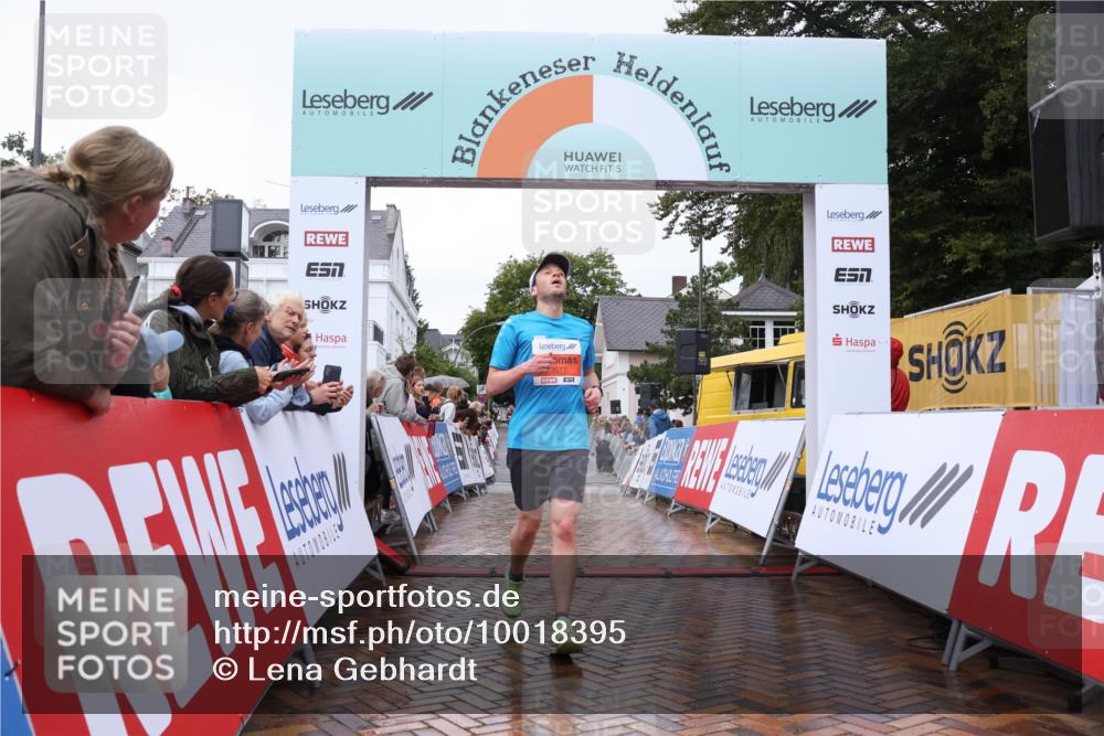 30.08.2026 - Blankeneser Heldenlauf Lena Gebhardt http://msf.ph/oto/10018395 30.08.2026 09:30:27 Ziel 3533, 3577, 3606 meine-sportfotos.de