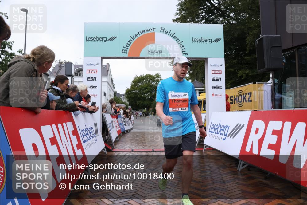 30.08.2026 - Blankeneser Heldenlauf Lena Gebhardt http://msf.ph/oto/10018400 30.08.2026 09:30:28 Ziel 3533, 3577, 3606 meine-sportfotos.de