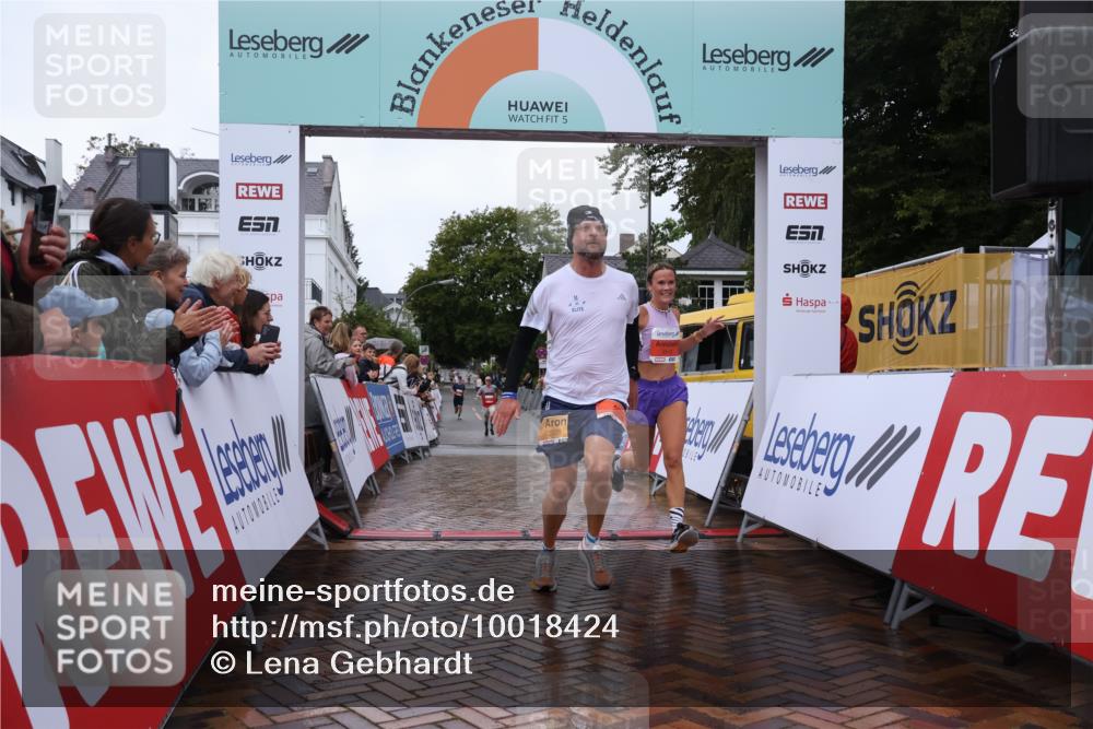 30.08.2026 - Blankeneser Heldenlauf Lena Gebhardt http://msf.ph/oto/10018424 30.08.2026 09:30:51 Ziel 3518, 3628, 3657, 3730 meine-sportfotos.de
