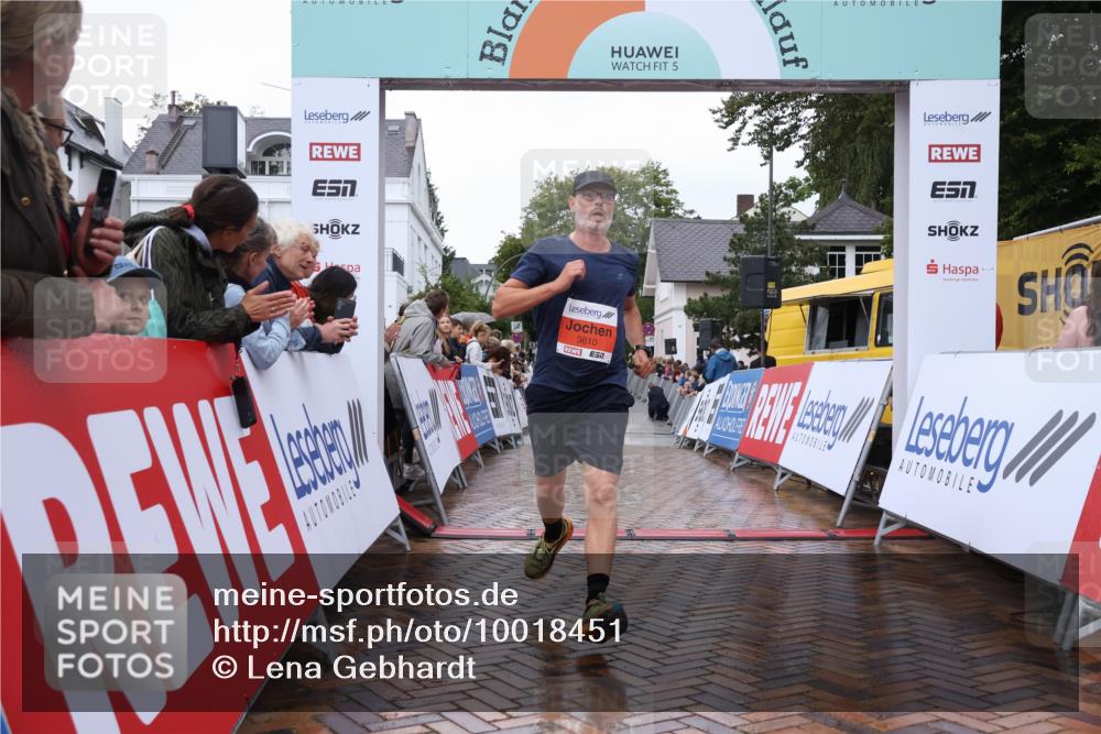 30.08.2026 - Blankeneser Heldenlauf Lena Gebhardt http://msf.ph/oto/10018451 30.08.2026 09:31:00 Ziel 3544, 3610, 3612 meine-sportfotos.de