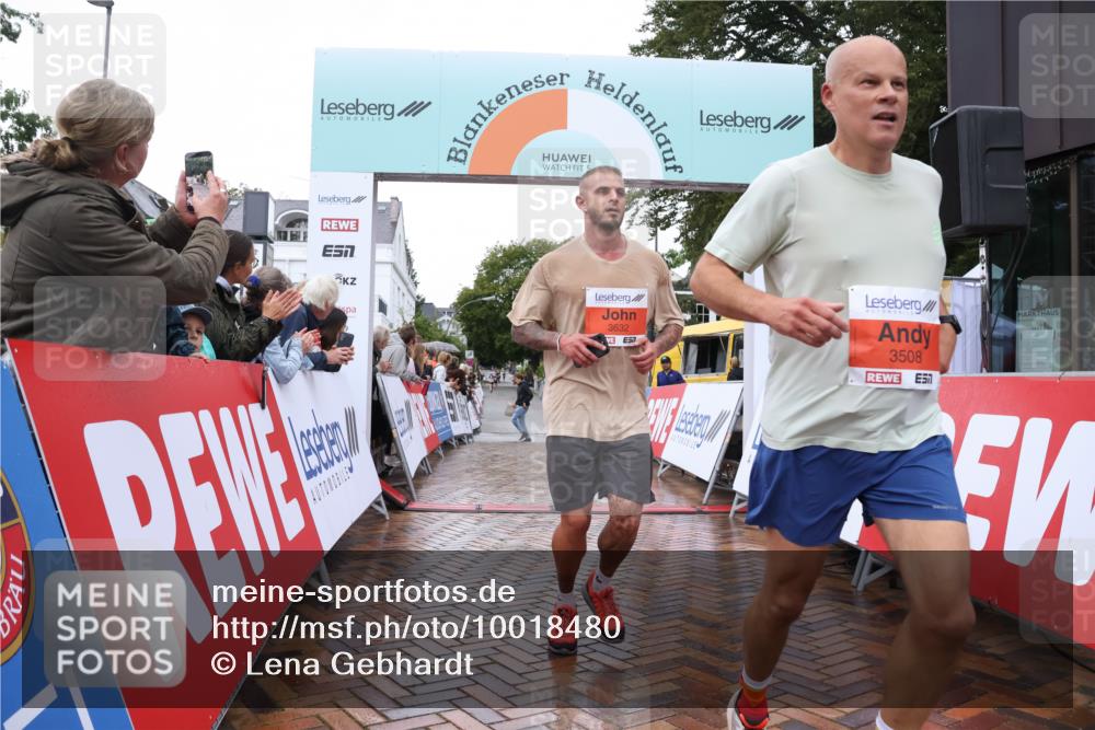 30.08.2026 - Blankeneser Heldenlauf Lena Gebhardt http://msf.ph/oto/10018480 30.08.2026 09:31:19 Ziel 1801, 3508, 3632 meine-sportfotos.de