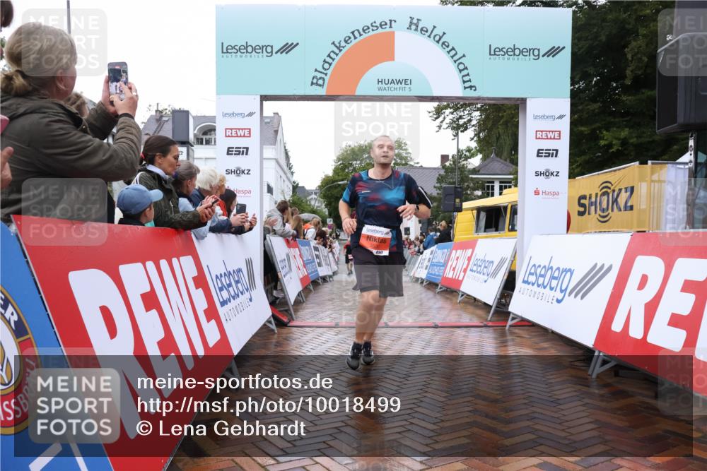 30.08.2026 - Blankeneser Heldenlauf Lena Gebhardt http://msf.ph/oto/10018499 30.08.2026 09:31:39 Ziel 1023, 1597, 3530, 3594 meine-sportfotos.de