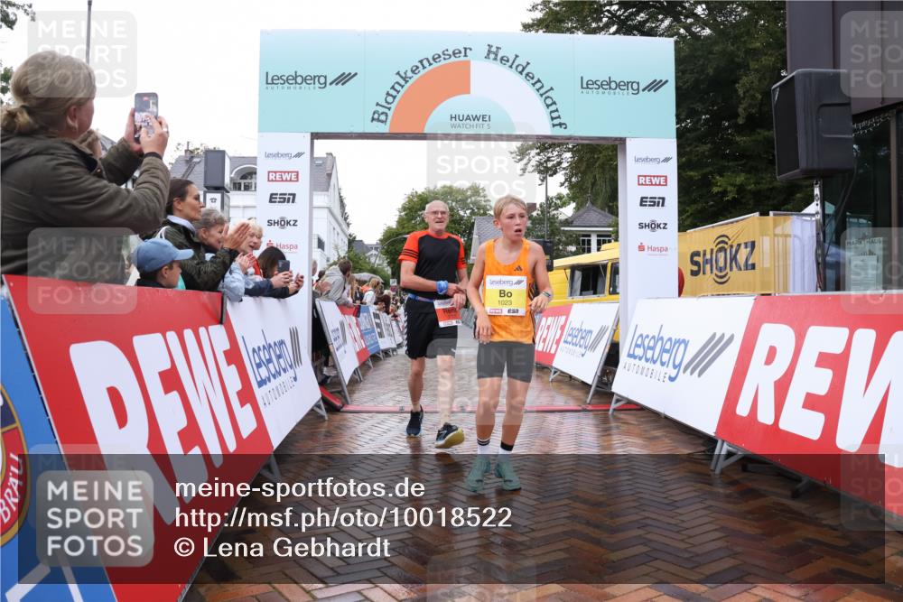 30.08.2026 - Blankeneser Heldenlauf Lena Gebhardt http://msf.ph/oto/10018522 30.08.2026 09:31:45 Ziel 1023, 1597, 3530, 3707 meine-sportfotos.de