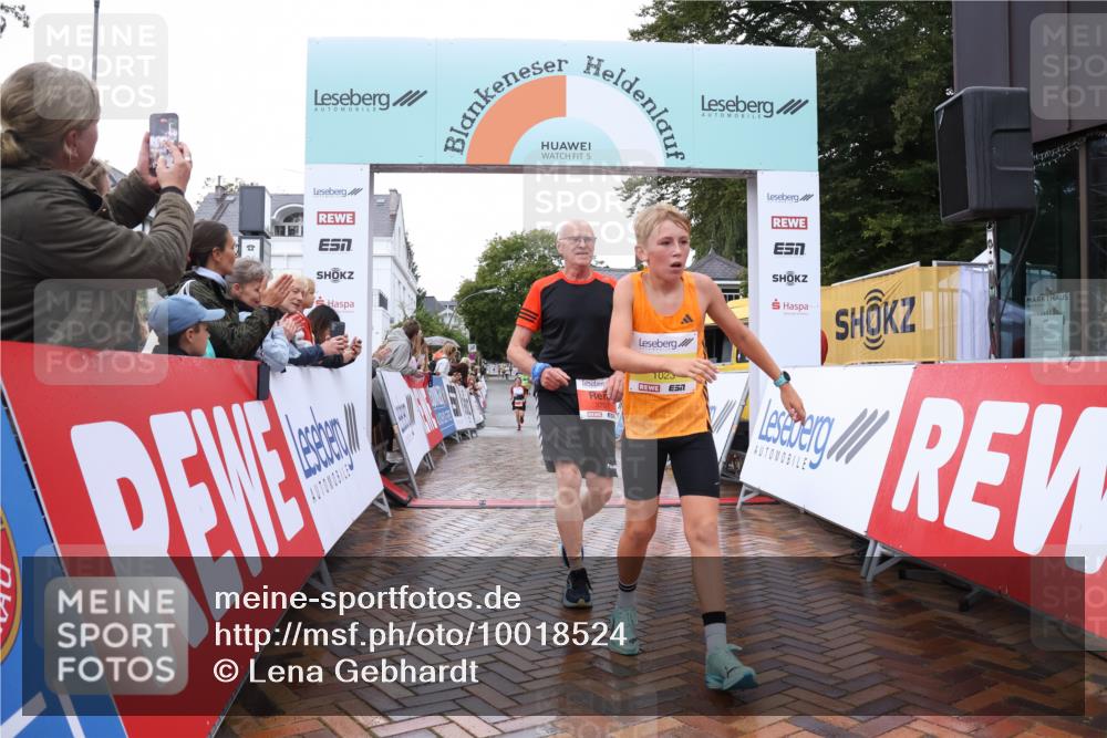 30.08.2026 - Blankeneser Heldenlauf Lena Gebhardt http://msf.ph/oto/10018524 30.08.2026 09:31:46 Ziel 1023, 1597, 3598, 3707 meine-sportfotos.de