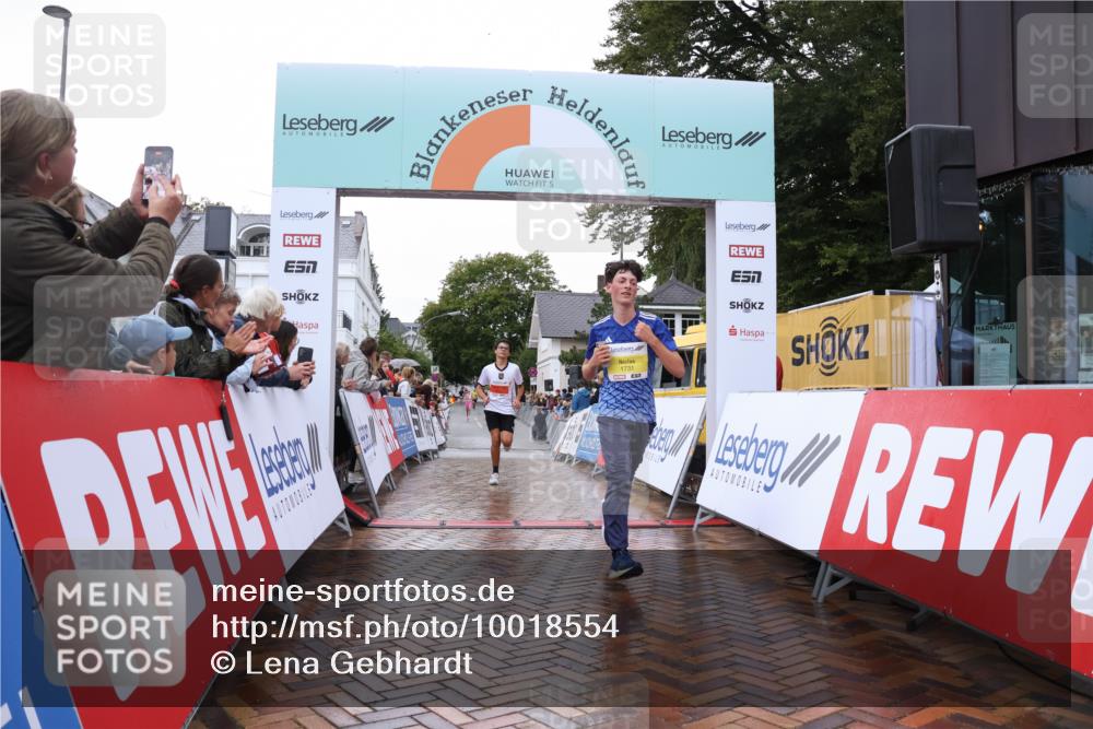 30.08.2026 - Blankeneser Heldenlauf Lena Gebhardt http://msf.ph/oto/10018554 30.08.2026 09:32:00 Ziel 1731, 3627, 3703 meine-sportfotos.de