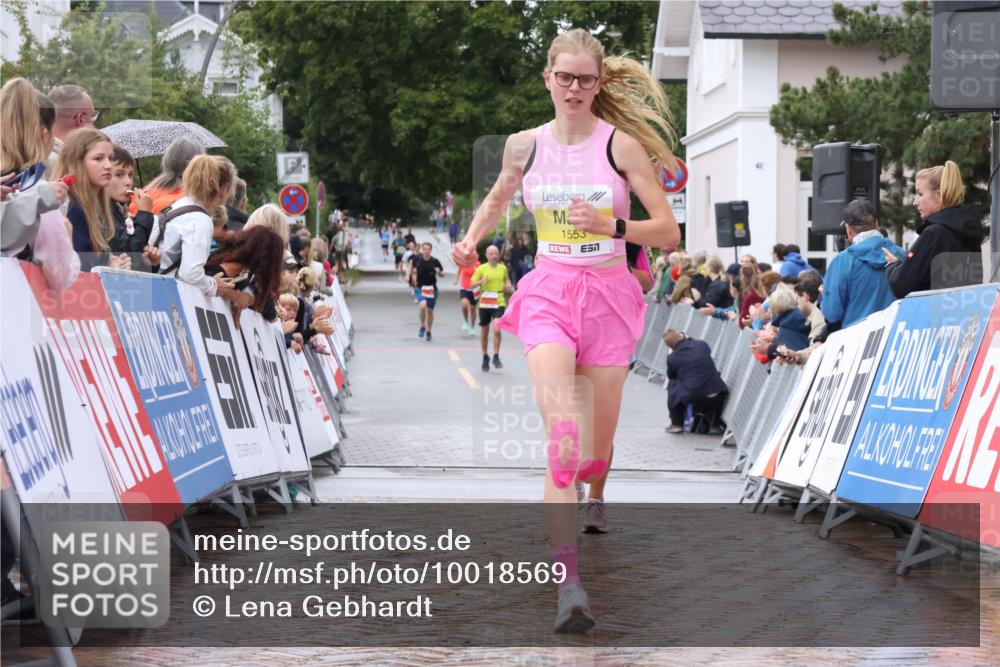 30.08.2026 - Blankeneser Heldenlauf Lena Gebhardt http://msf.ph/oto/10018569 30.08.2026 09:32:08 Ziel 1553, 3644, 3703 meine-sportfotos.de