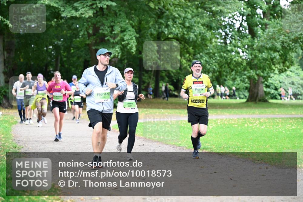 30.08.2026 - Blankeneser Heldenlauf Dr. Thomas Lammeyer http://msf.ph/oto/10018573 30.08.2026 10:08:33 Laufen 5276, 5851, 5269, 3 meine-sportfotos.de