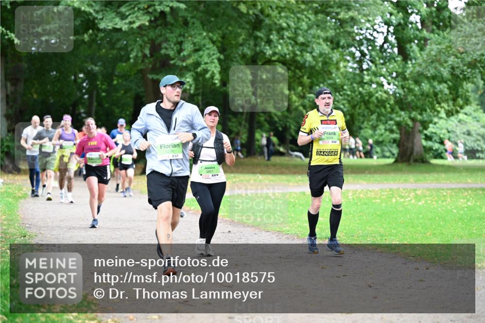 30.08.2026 - Blankeneser Heldenlauf Dr. Thomas Lammeyer http://msf.ph/oto/10018575 30.08.2026 10:08:33 Laufen 5276, 5851, 5269, 3 meine-sportfotos.de